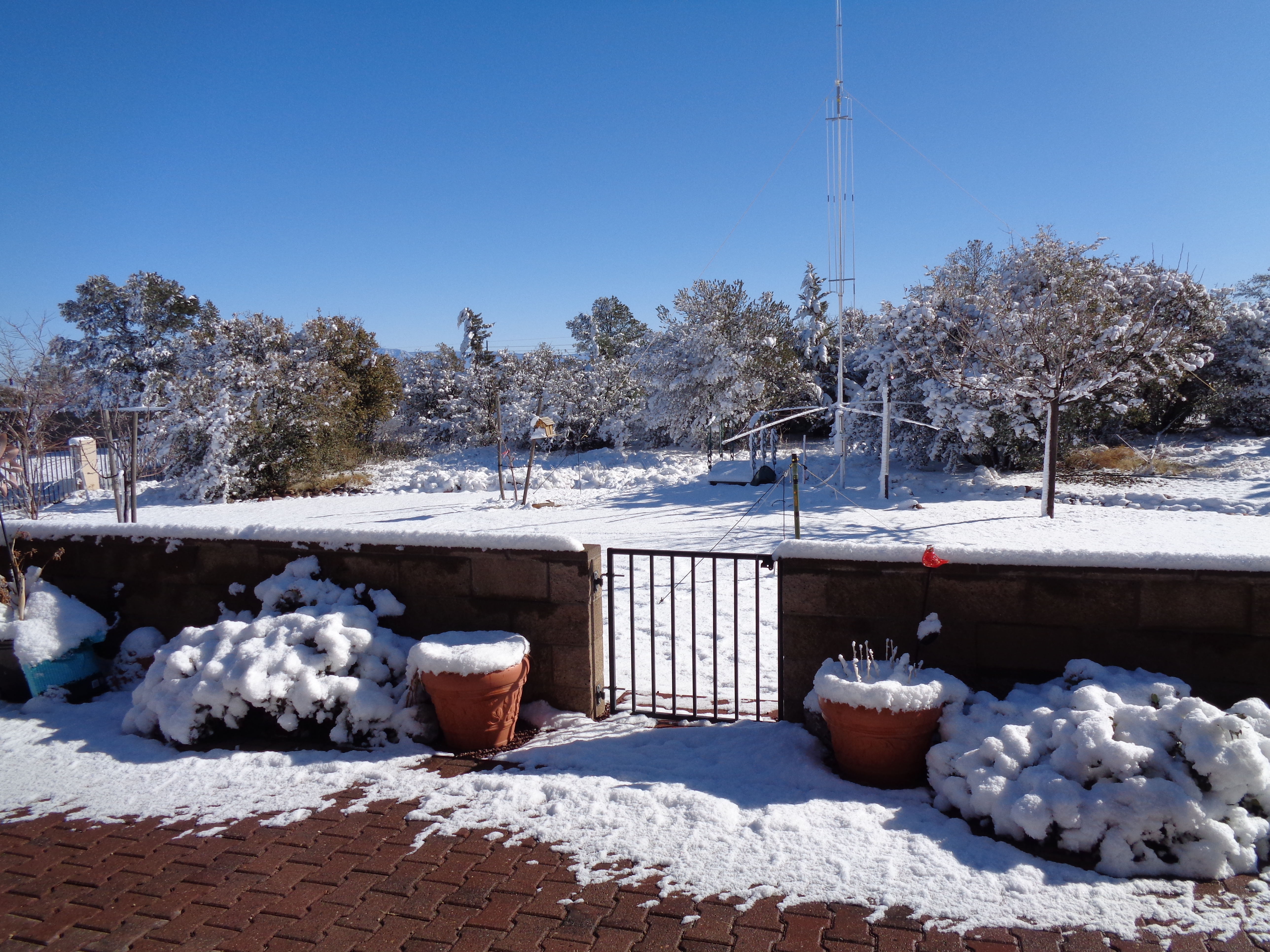 Installed the antenna and receivedd a white Christma
